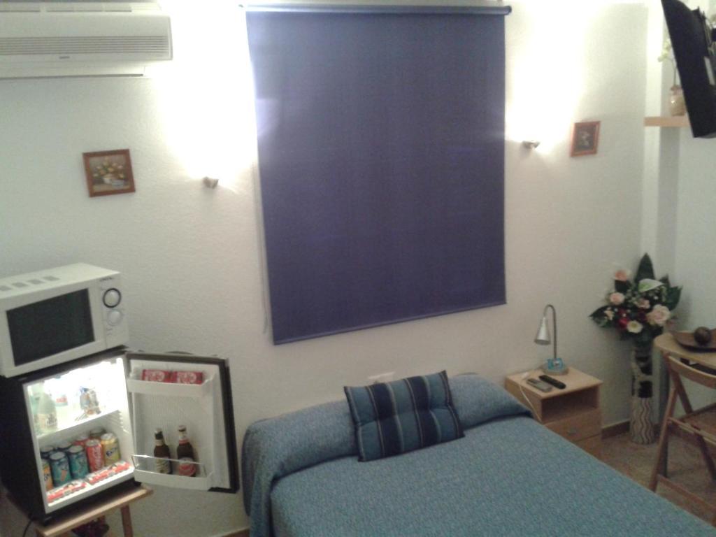 Hostal Arneva Orihuela エクステリア 写真